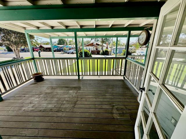 880 Crest View Rd, Vista, CA 92081