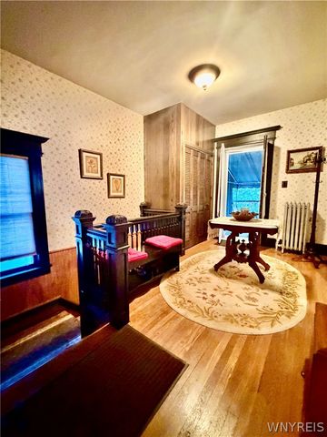 707 Columbus Parkway, Buffalo, NY 14213
