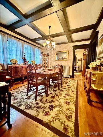 707 Columbus Parkway, Buffalo, NY 14213
