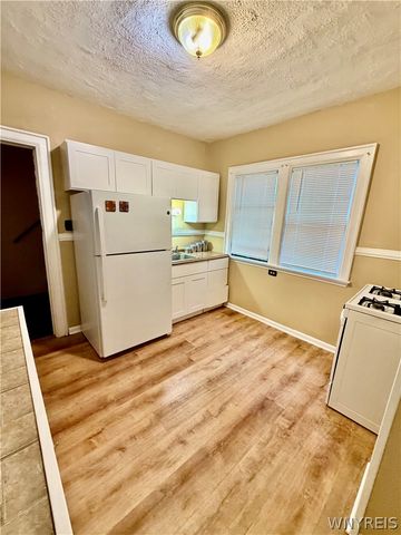 707 Columbus Parkway, Buffalo, NY 14213