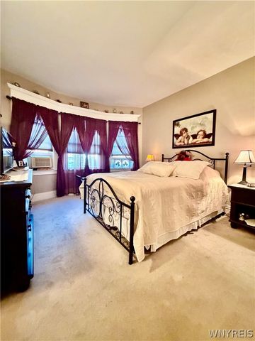 707 Columbus Parkway, Buffalo, NY 14213