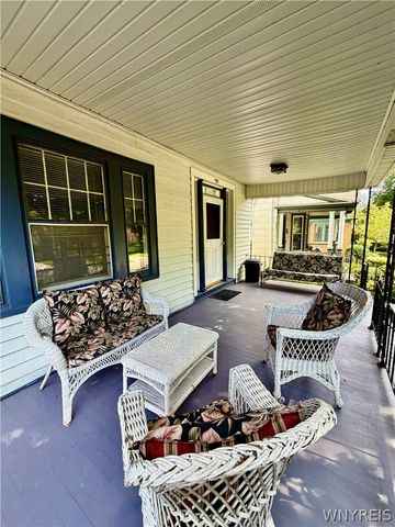 707 Columbus Parkway, Buffalo, NY 14213