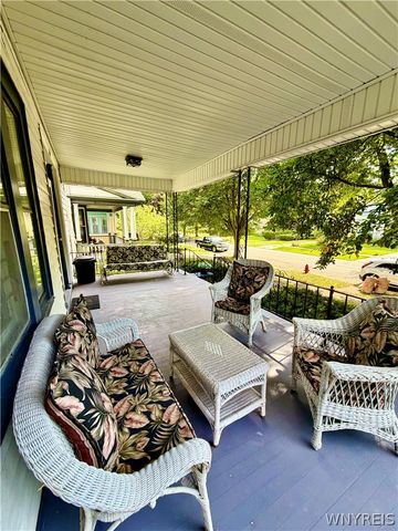 707 Columbus Parkway, Buffalo, NY 14213