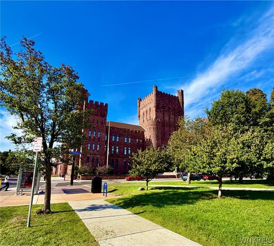 707 Columbus Parkway, Buffalo, NY 14213
