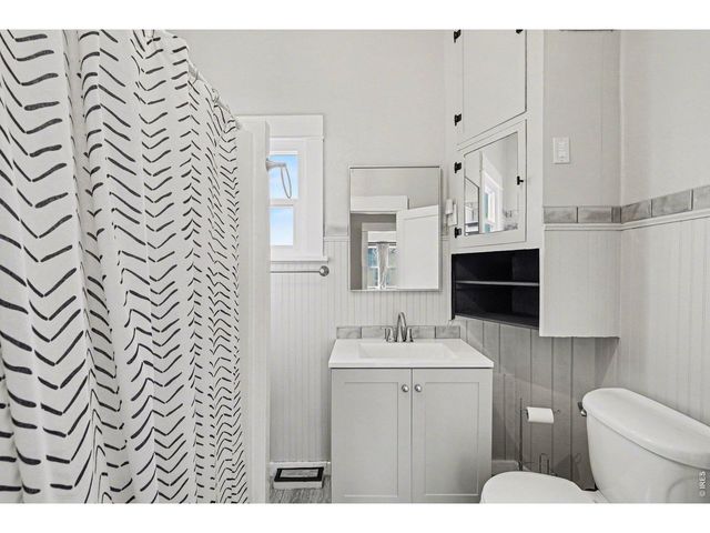 304 S 1st Ave, Ault, CO 80610