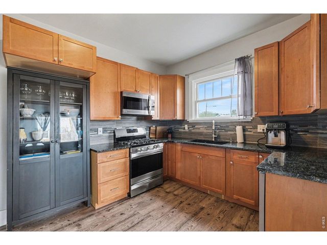 304 S 1st Ave, Ault, CO 80610