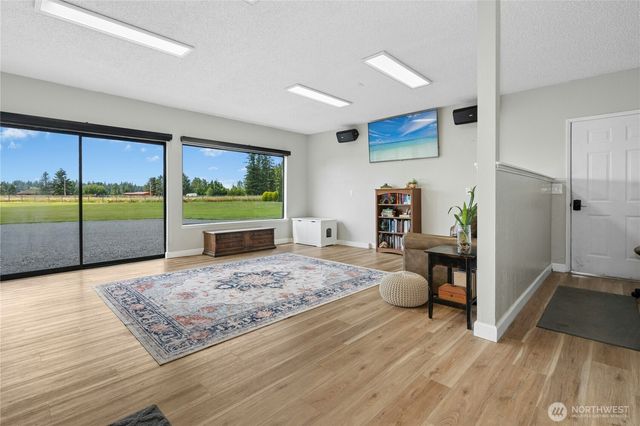 41218 292nd Way SE, Enumclaw, WA 98022