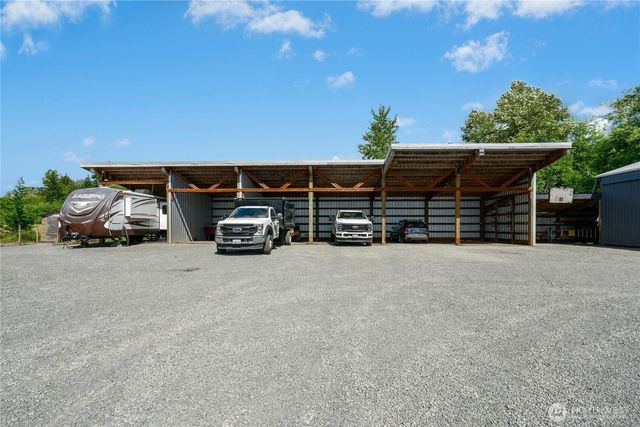 41218 292nd Way SE, Enumclaw, WA 98022