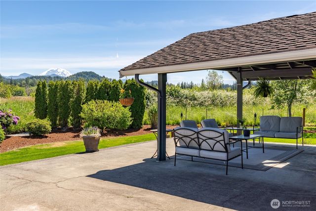 41218 292nd Way SE, Enumclaw, WA 98022