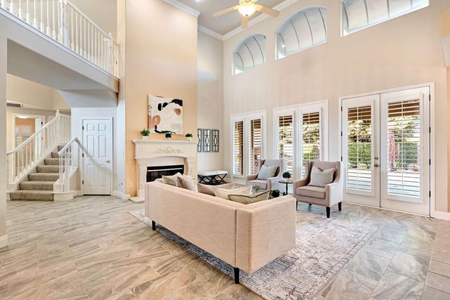 10547 N Laurel Valley Drive, Fresno, CA 93730