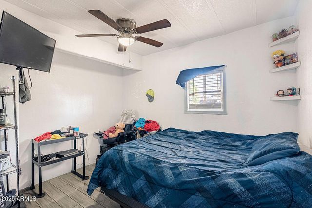 16008 N 70TH Avenue, Peoria, AZ 85382