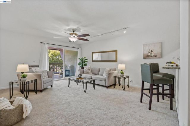 1087 Murrieta Blvd 339, Livermore, CA 94550