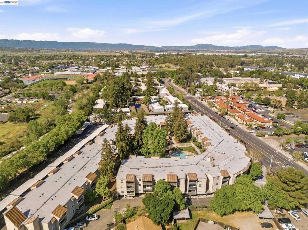 Image 24 of property listing at 1087 Murrieta Blvd 339, Livermore, CA 94550