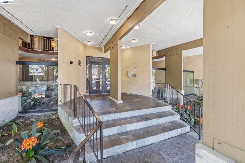 Image 46 of property listing at 1087 Murrieta Blvd 339, Livermore, CA 94550