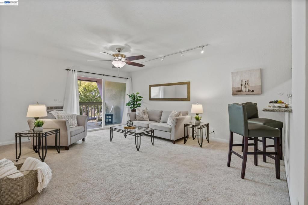 Image 5 of property listing at 1087 Murrieta Blvd 339, Livermore, CA 94550