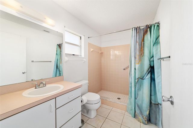 9460 SW 84TH TERRACE E, Ocala, FL 34481