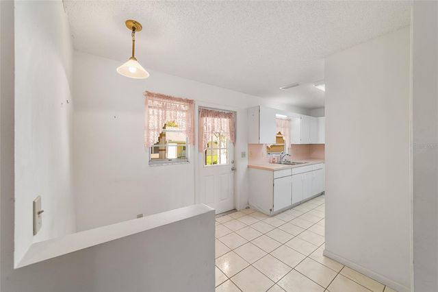 9460 SW 84TH TERRACE E, Ocala, FL 34481