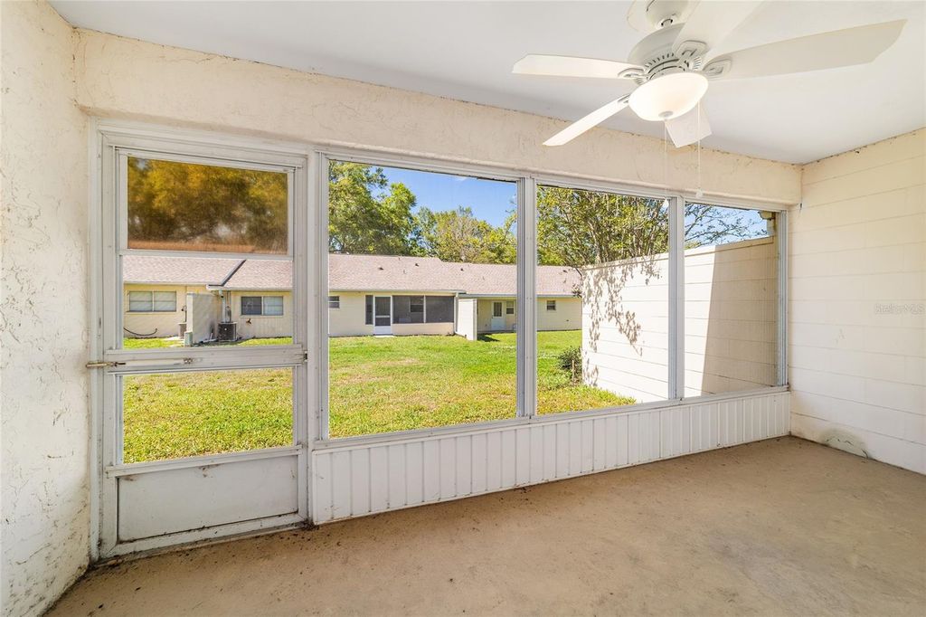 Image 24 of property listing at 9460 SW 84TH TERRACE E, Ocala, FL 34481