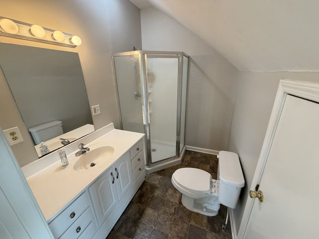 221 Rayon Dr, Old Hickory, TN 37138