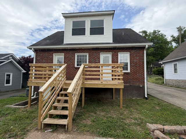 221 Rayon Dr, Old Hickory, TN 37138