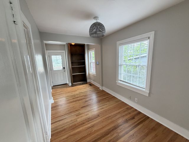 221 Rayon Dr, Old Hickory, TN 37138