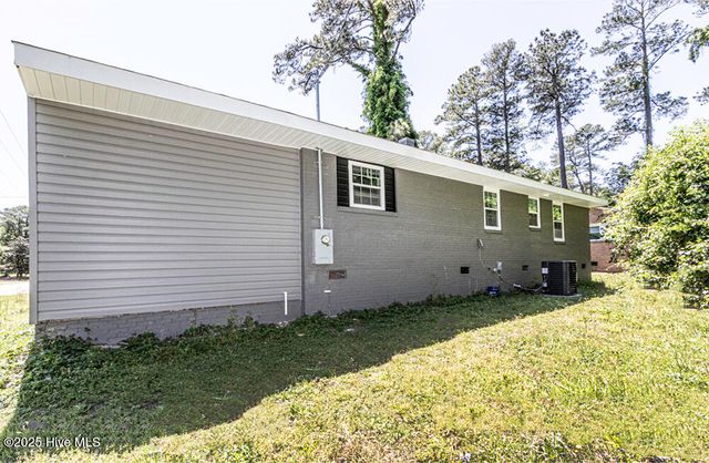 1928 Fletcher Drive, Rocky Mount, NC 27801