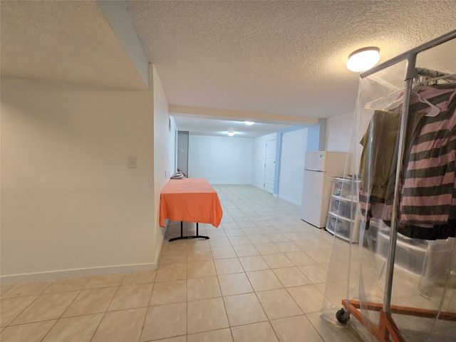 335 Palomino Parkway, Des Moines, IA 50320