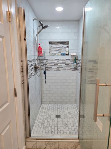 335 Palomino Parkway, Des Moines, IA 50320