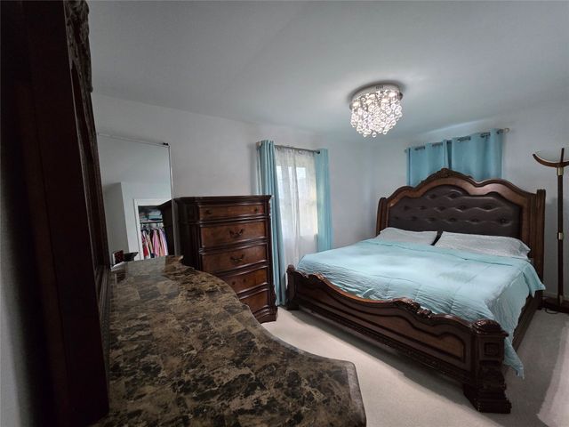 335 Palomino Parkway, Des Moines, IA 50320