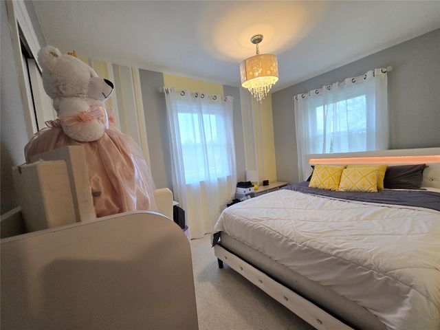 335 Palomino Parkway, Des Moines, IA 50320