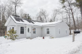 25 Mount Dearborn Road, Weare, NH 03281