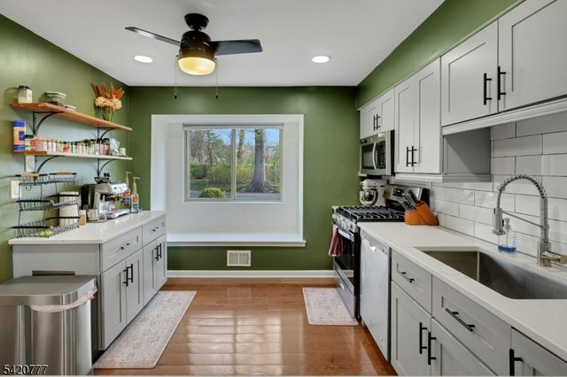 132 Chelsea Way, Bridgewater Twp., NJ 08807