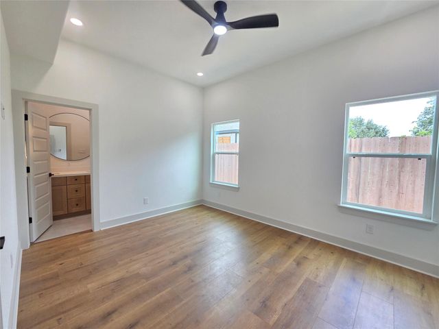 9821 Turnbow Street A, Houston, TX 77029