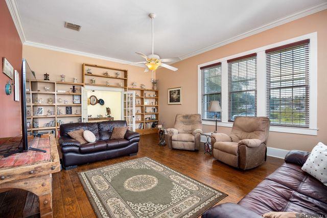 44311 Mi Mis Ln, St Amant, LA 70774