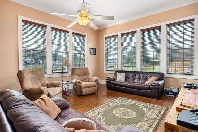 44311 Mi Mis Ln, St Amant, LA 70774