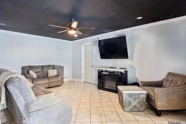 44311 Mi Mis Ln, St Amant, LA 70774