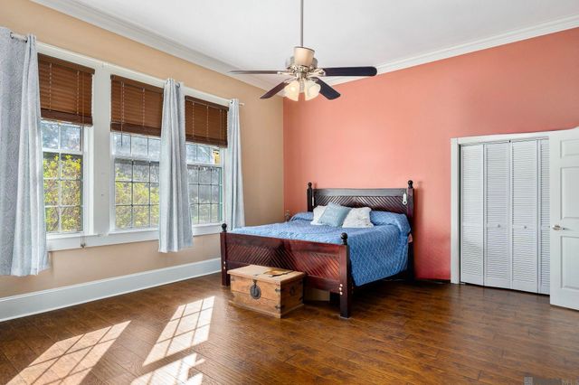 44311 Mi Mis Ln, St Amant, LA 70774