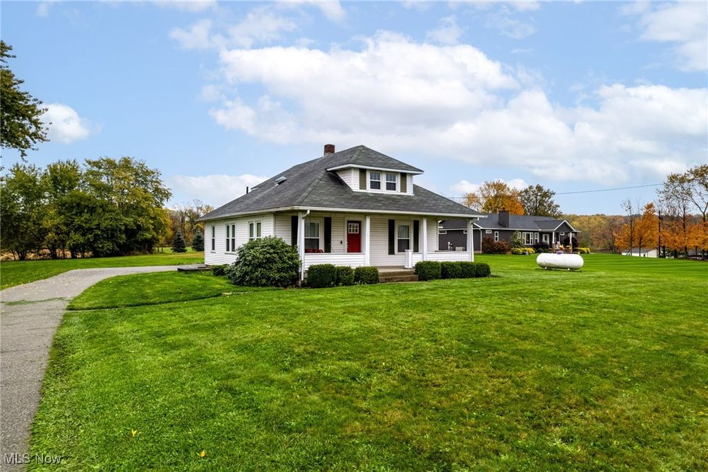 14831 Smith Goshen Road, Beloit, OH 44609