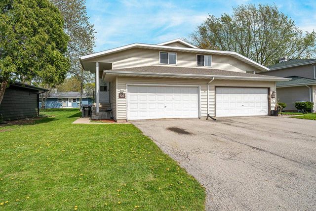 722 N HAWTHORNE DRIVE, Appleton, WI 54915