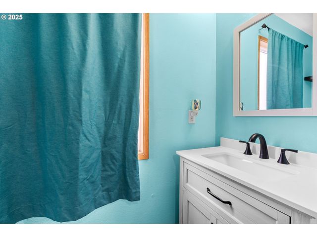 5304 Ne 84TH Loop 16, Vancouver, WA 98662