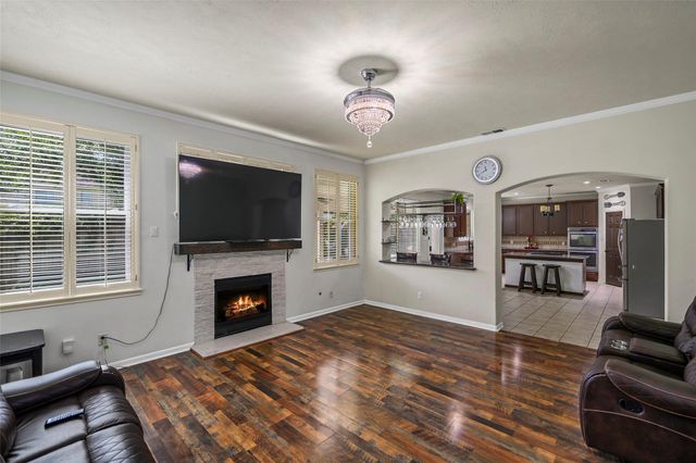 9211 Memorial Grove Drive, Spring, TX 77379