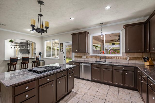 9211 Memorial Grove Drive, Spring, TX 77379