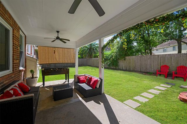 9211 Memorial Grove Drive, Spring, TX 77379
