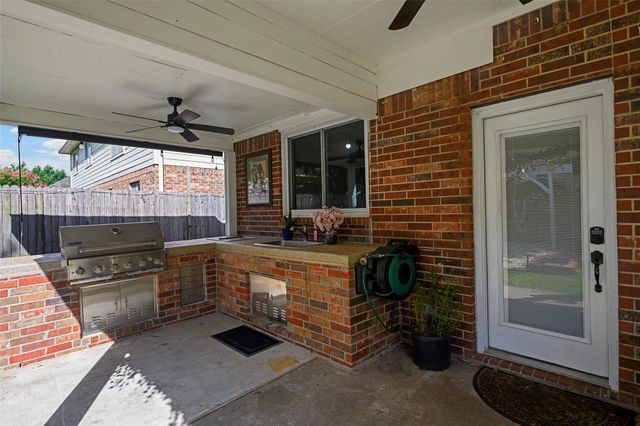 9211 Memorial Grove Drive, Spring, TX 77379