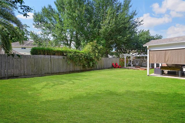 9211 Memorial Grove Drive, Spring, TX 77379