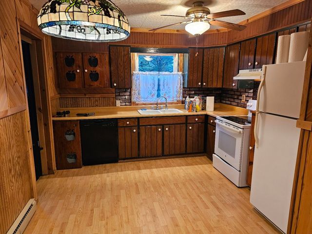 19 Marion Avenue Street, Tupper Lake, NY 12986