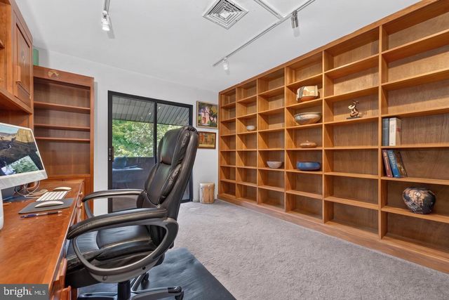 120 SWAN ST, Lambertville, NJ 08530