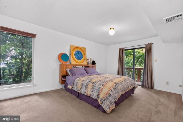 120 SWAN ST, Lambertville, NJ 08530