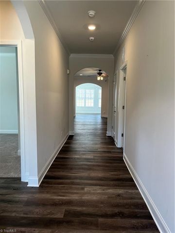 1206 Suzanne Lane, Lexington, NC 27295