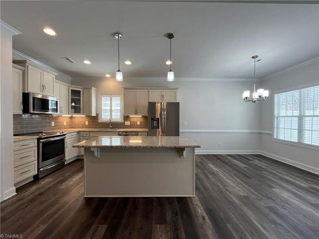 1206 Suzanne Lane, Lexington, NC 27295